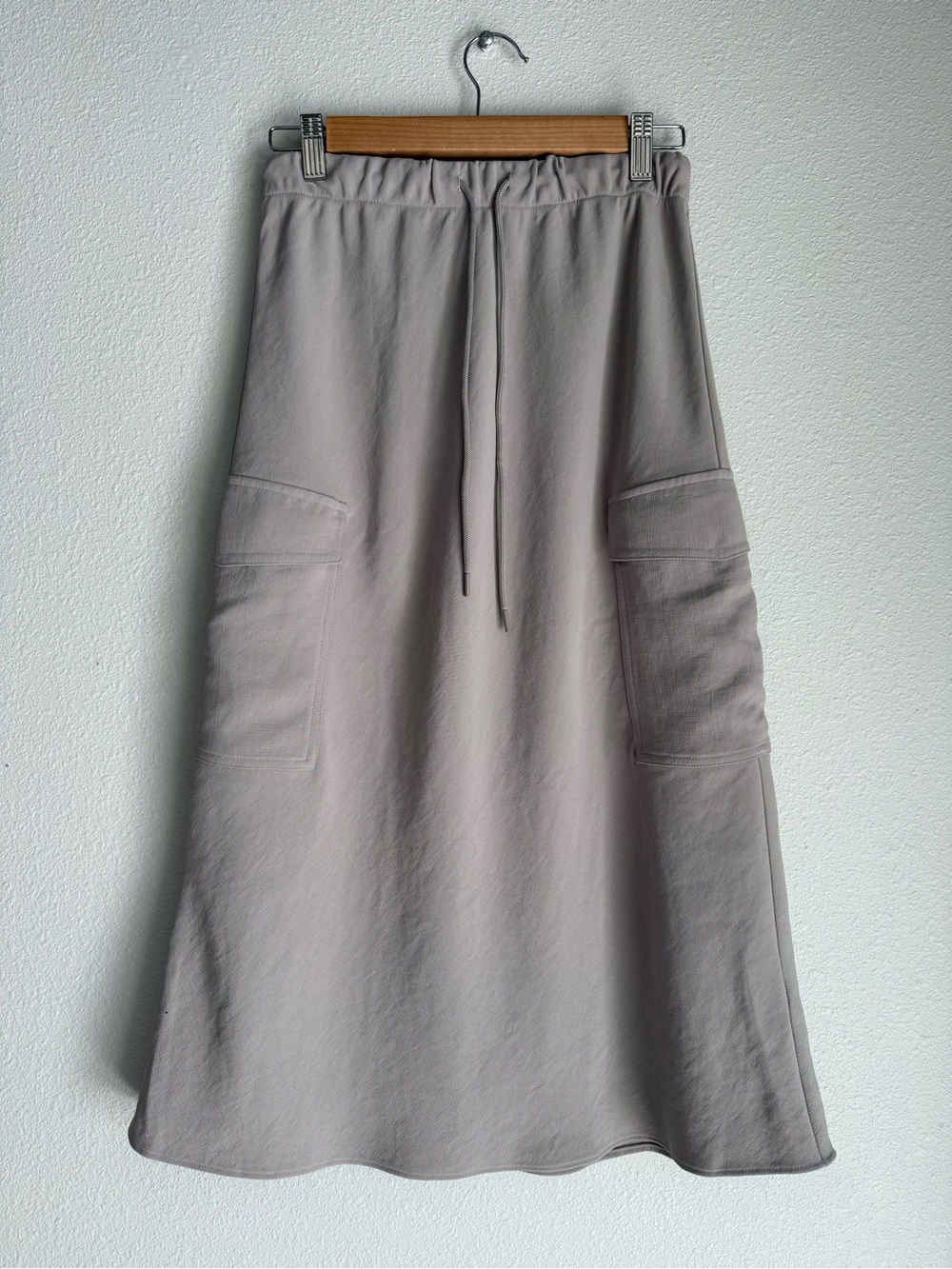 Aritzia Muse Cargo Skirt